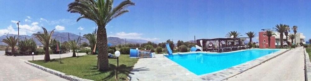 Ermioni Beach Paralia Kourna Luaran gambar